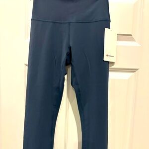 Lululemon wonder train HR 25”